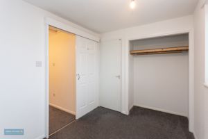 Bedroom- click for photo gallery